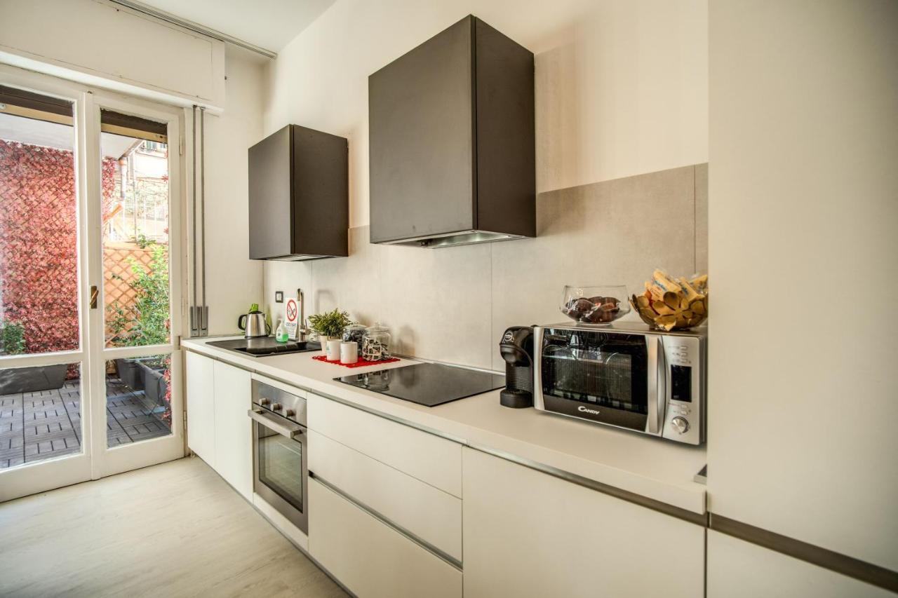 Aweshomeitaly - White Mirrors Apartment ปิซา ภายนอก รูปภาพ