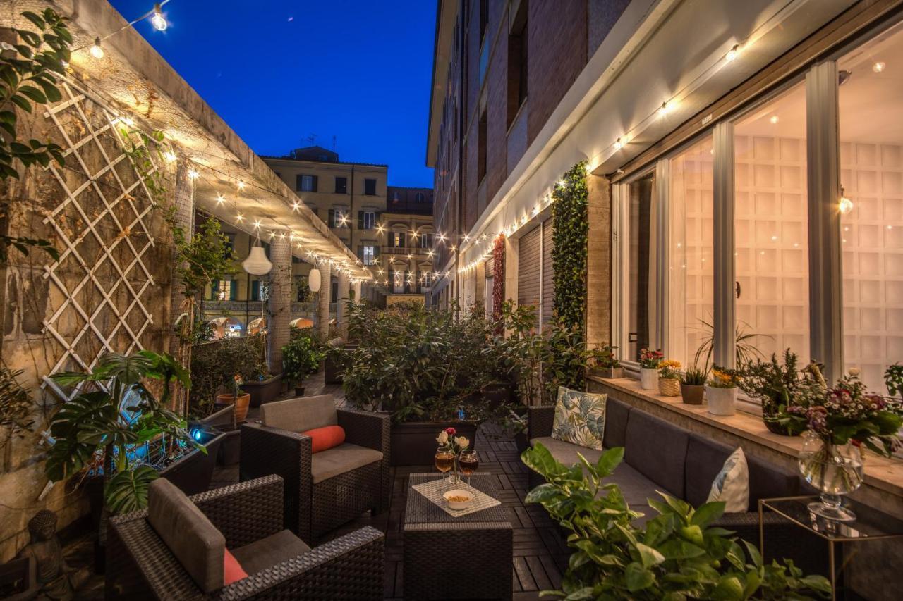Aweshomeitaly - White Mirrors Apartment ปิซา ภายนอก รูปภาพ