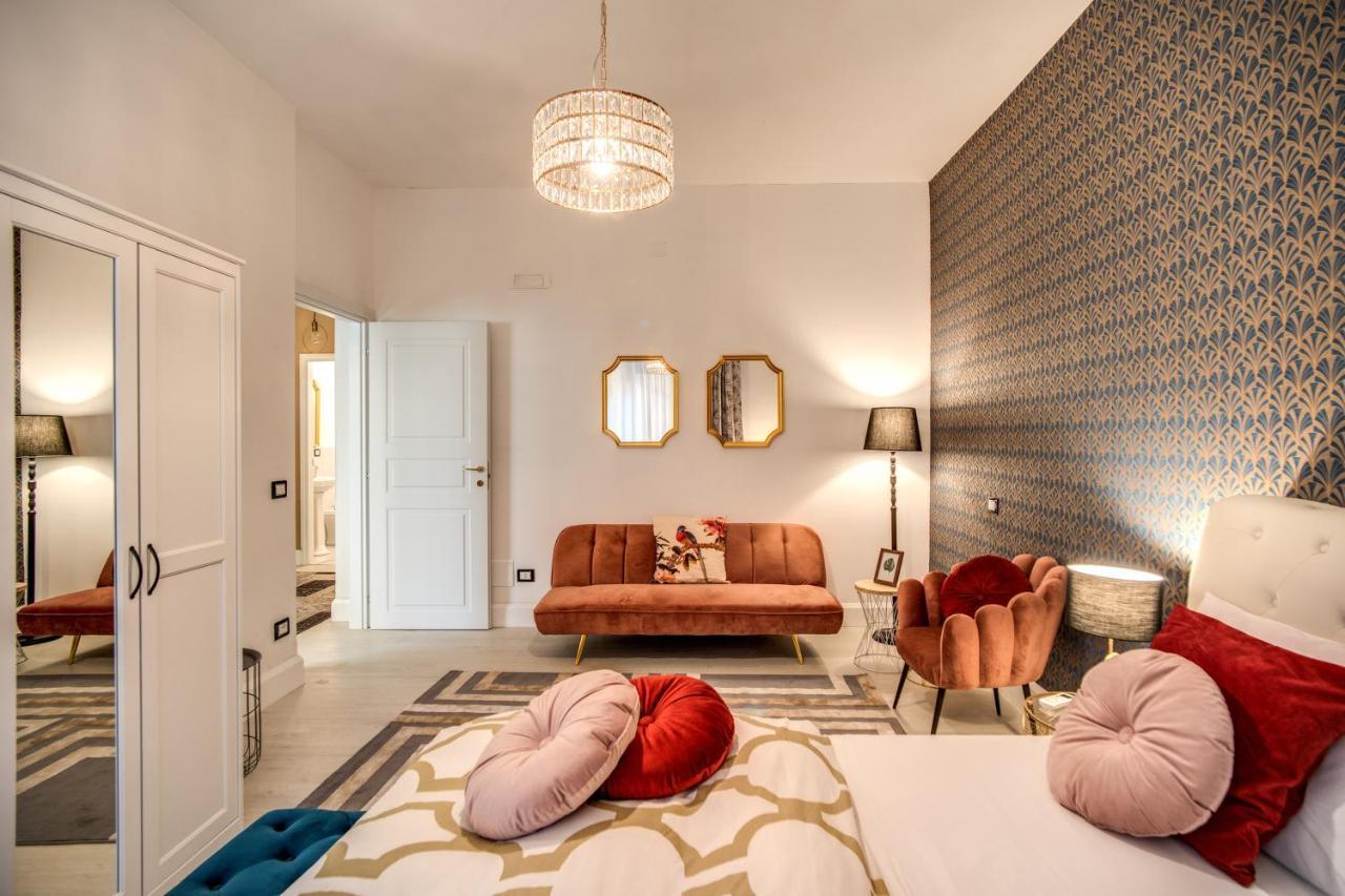 Aweshomeitaly - White Mirrors Apartment ปิซา ภายนอก รูปภาพ